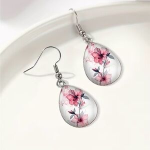 Floral Teardrop Earrings! Stainless steel